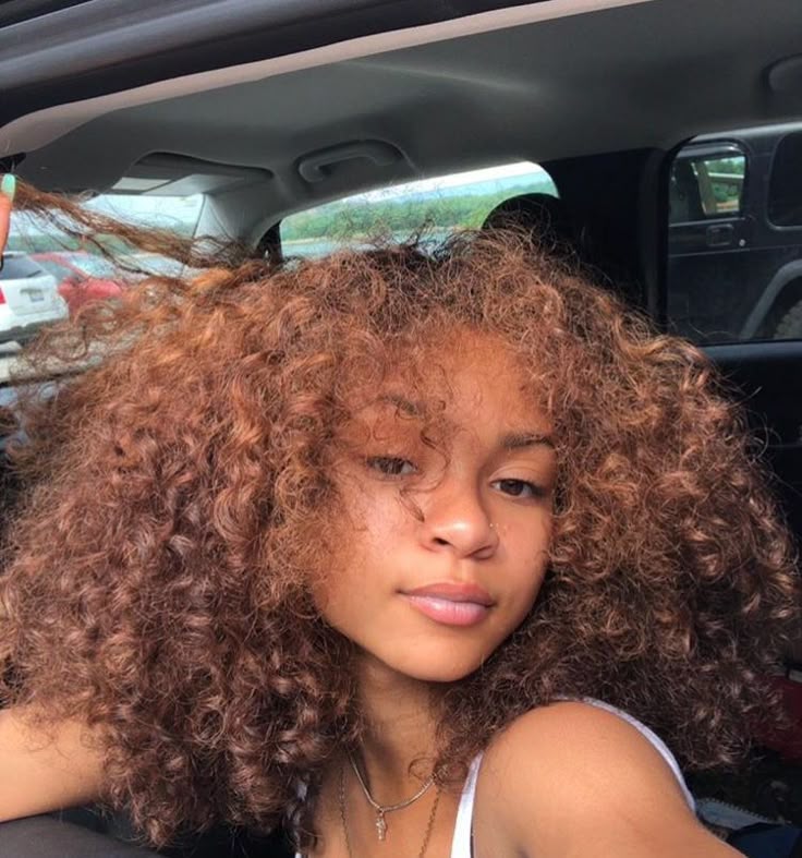 Mia L.